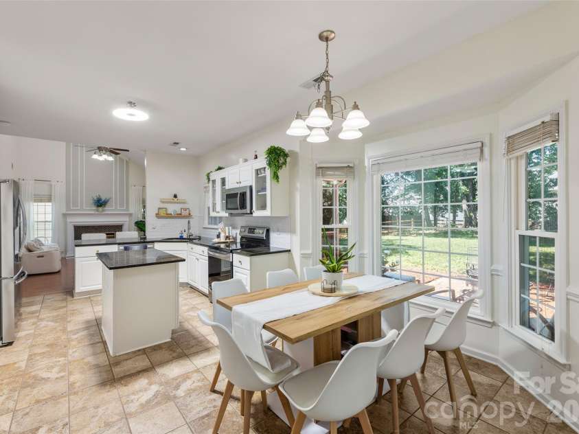 8906 Glade Court, Huntersville, NC 28078.  MLS# CAR4376212, YatesRealty ID 17555. 