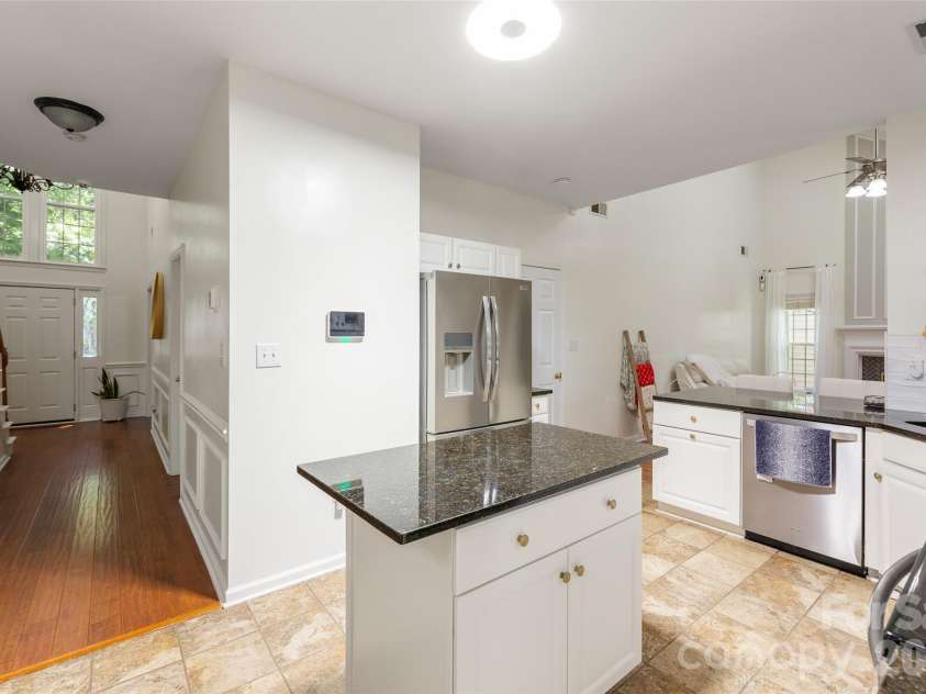 8906 Glade Court, Huntersville, NC 28078.  MLS# CAR4376212, YatesRealty ID 17555. 