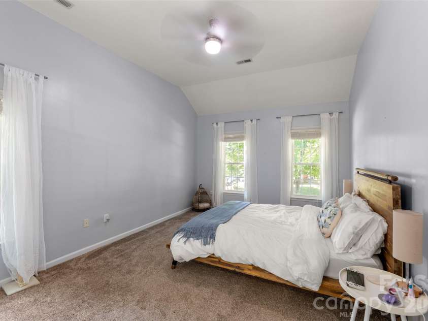 8906 Glade Court, Huntersville, NC 28078.  MLS# CAR4376212, YatesRealty ID 17555. 