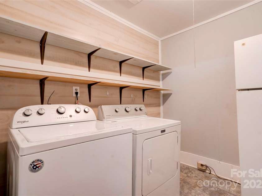 1529 Stony Point Road, Shelby, NC 28150.  MLS# CAR4267351, YatesRealty ID 17556. 