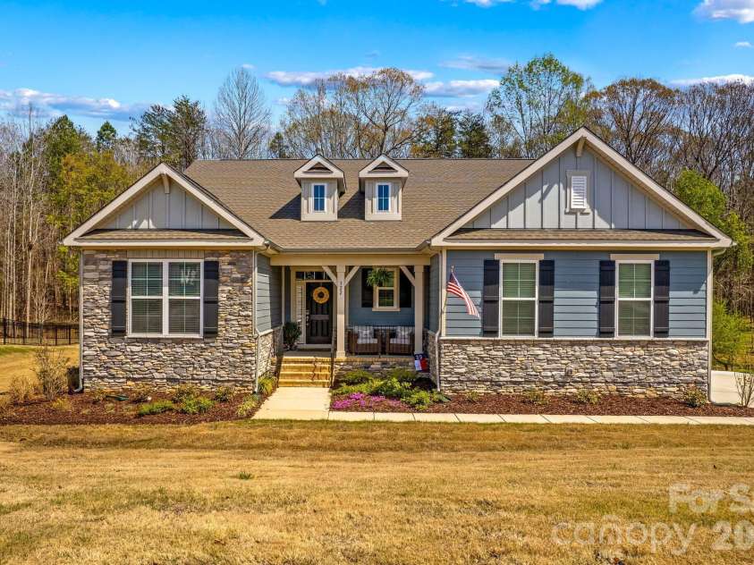 322 Muirfield Way, Salisbury, NC 28144.  MLS# CAR4362341, YatesRealty ID 17556. 