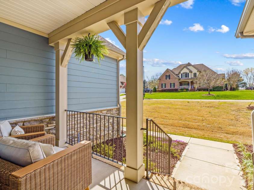 322 Muirfield Way, Salisbury, NC 28144.  MLS# CAR4362341, YatesRealty ID 17556. 