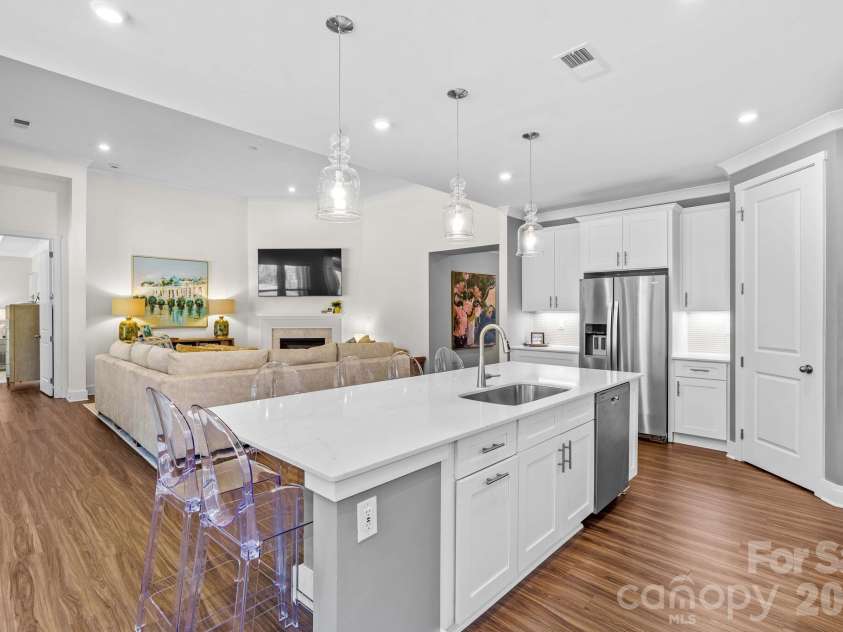 322 Muirfield Way, Salisbury, NC 28144.  MLS# CAR4362341, YatesRealty ID 17556. 