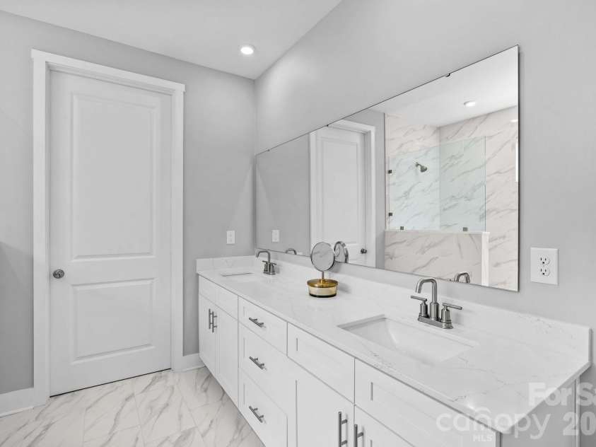322 Muirfield Way, Salisbury, NC 28144.  MLS# CAR4362341, YatesRealty ID 17556. 