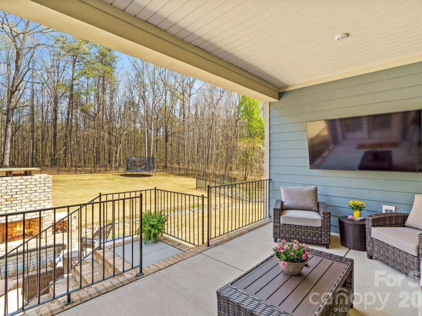 322 Muirfield Way, Salisbury, NC 28144.  MLS# CAR4362341, YatesRealty ID 17556. 