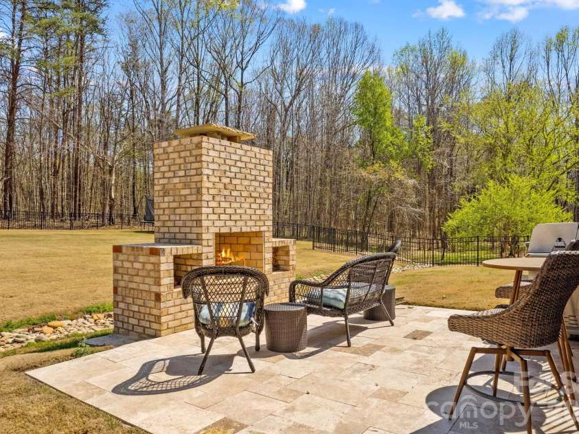322 Muirfield Way, Salisbury, NC 28144.  MLS# CAR4362341, YatesRealty ID 17556. 