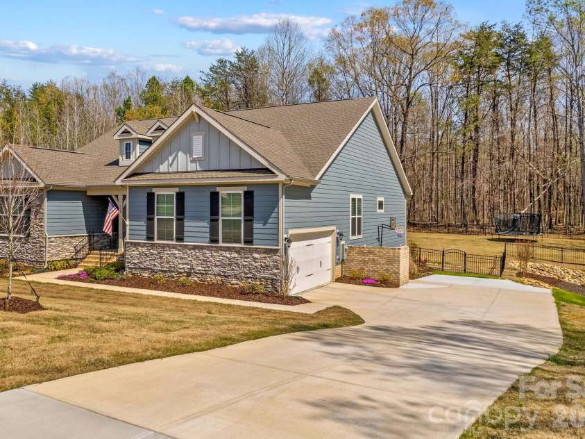 322 Muirfield Way, Salisbury, NC 28144.  MLS# CAR4362341, YatesRealty ID 17556. 