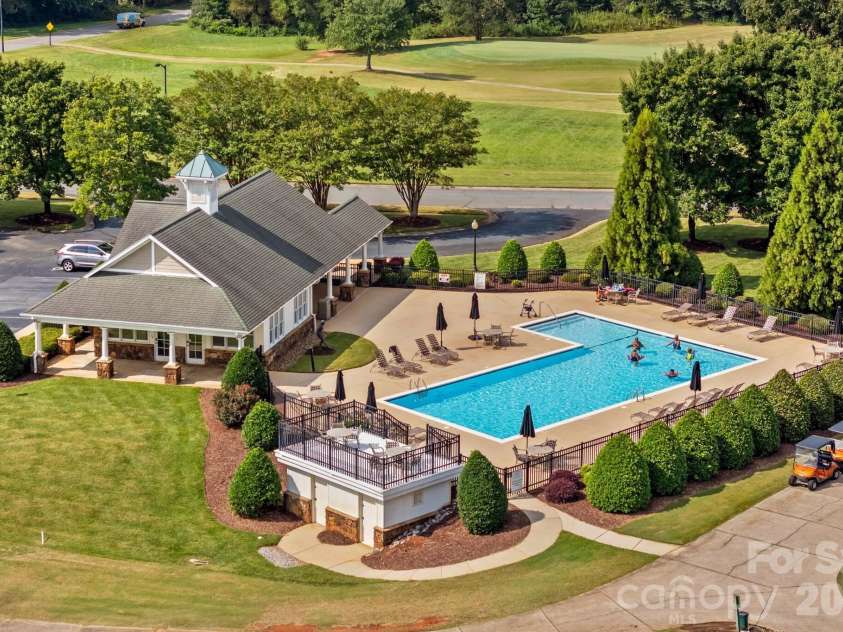 322 Muirfield Way, Salisbury, NC 28144.  MLS# CAR4362341, YatesRealty ID 17556. 
