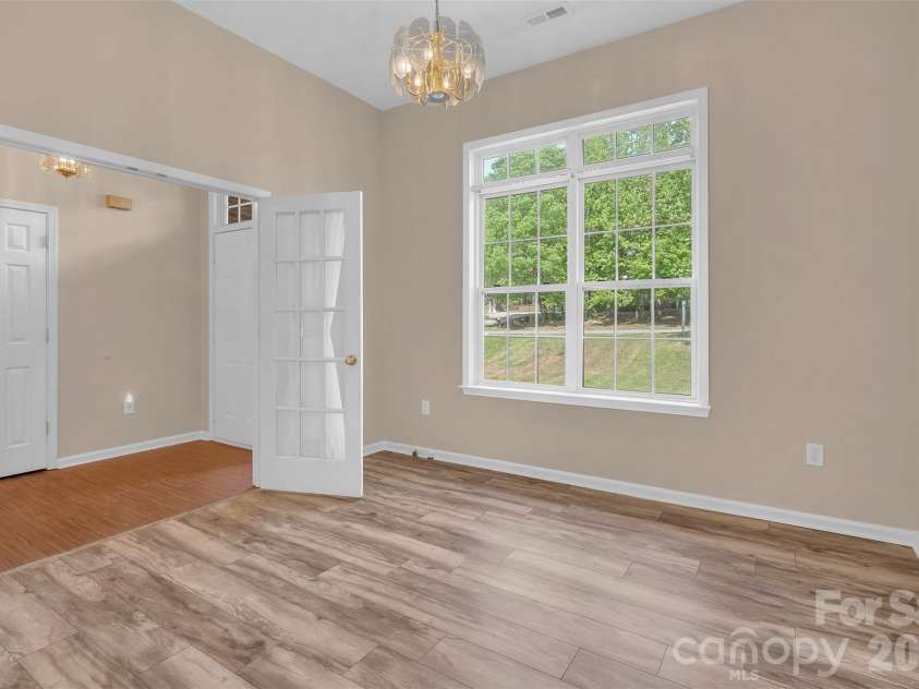 8814 Oldenburg Drive, Mount Pleasant, NC 28124.  MLS# CAR4372176, YatesRealty ID 17557. 
