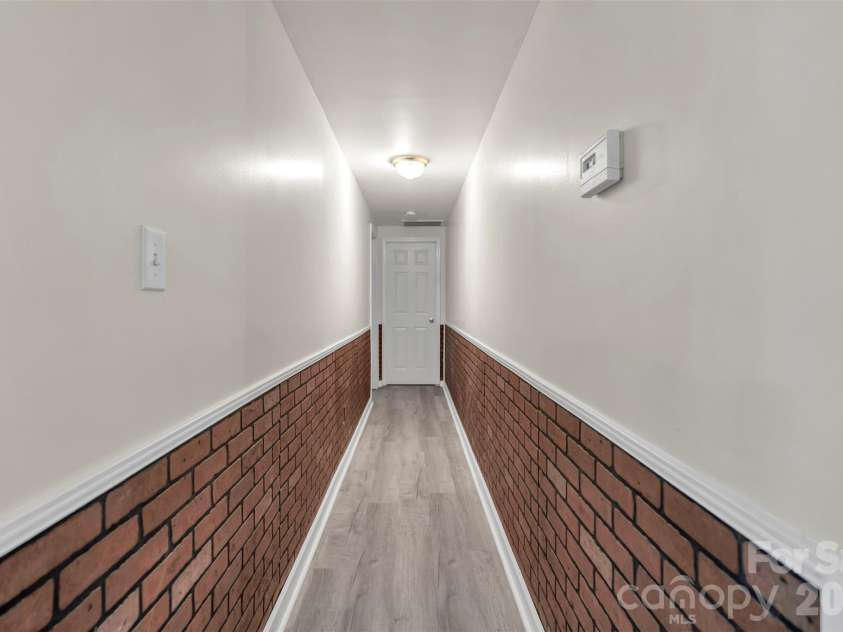 8814 Oldenburg Drive, Mount Pleasant, NC 28124.  MLS# CAR4372176, YatesRealty ID 17557. 