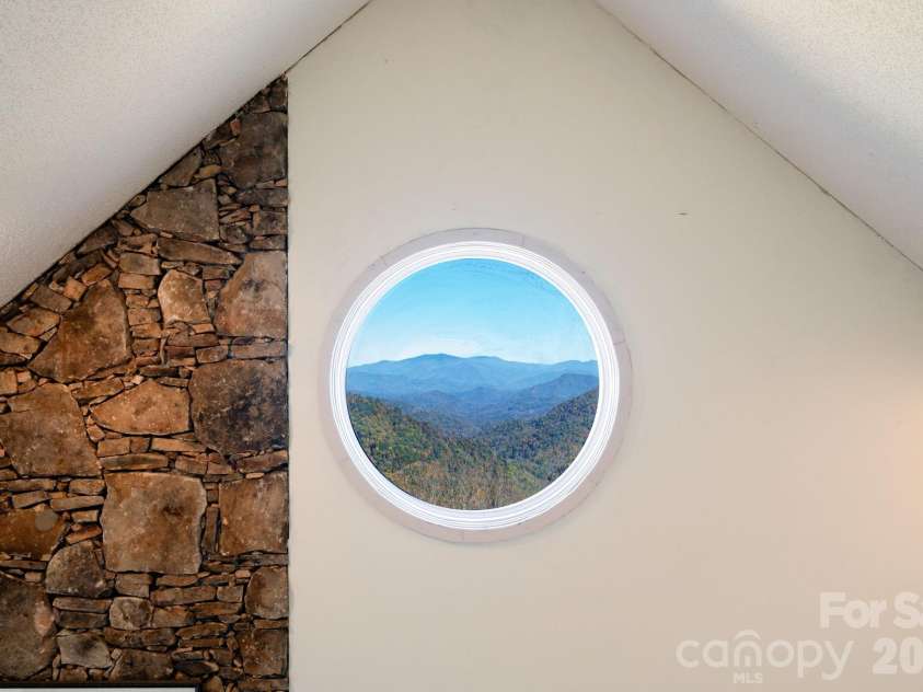 481 Overlook Drive, Mars Hill, NC 28754.  MLS# CAR4313425, YatesRealty ID 17559. 