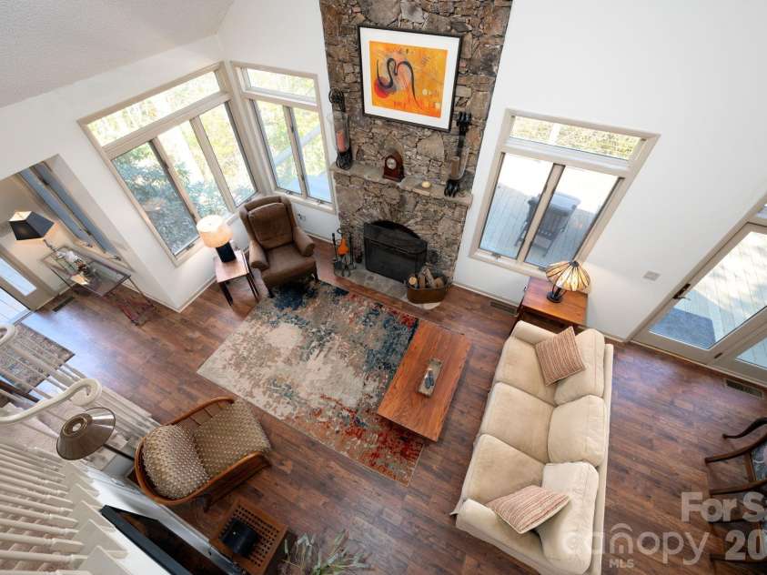 481 Overlook Drive, Mars Hill, NC 28754.  MLS# CAR4313425, YatesRealty ID 17559. 