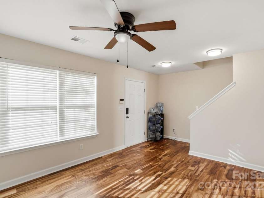 3855 Glenlea Commons Drive, Charlotte, NC 28216.  MLS# CAR4332269, YatesRealty ID 1756. 