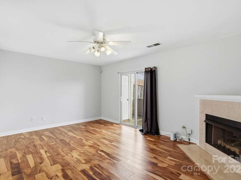 3855 Glenlea Commons Drive, Charlotte, NC 28216.  MLS# CAR4332269, YatesRealty ID 1756. 