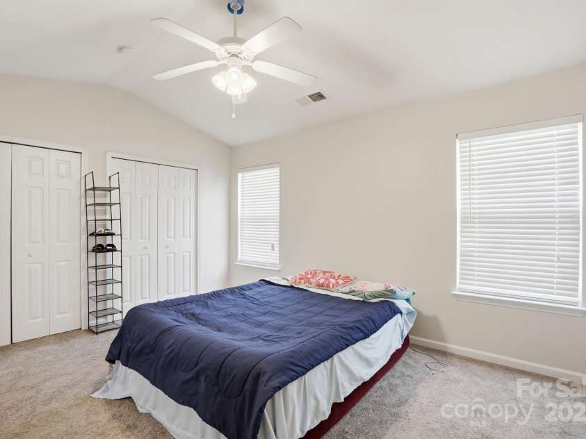 3855 Glenlea Commons Drive, Charlotte, NC 28216.  MLS# CAR4332269, YatesRealty ID 1756. 
