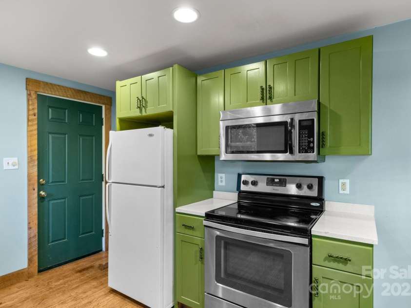 456 Rector Corner Road, Marshall, NC 28753.  MLS# CAR4319873, YatesRealty ID 1756. 