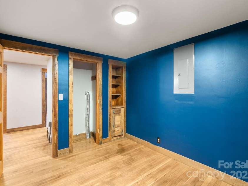 456 Rector Corner Road, Marshall, NC 28753.  MLS# CAR4319873, YatesRealty ID 1756. 