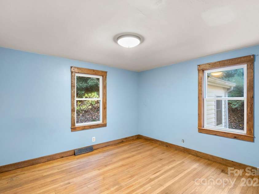 456 Rector Corner Road, Marshall, NC 28753.  MLS# CAR4319873, YatesRealty ID 1756. 