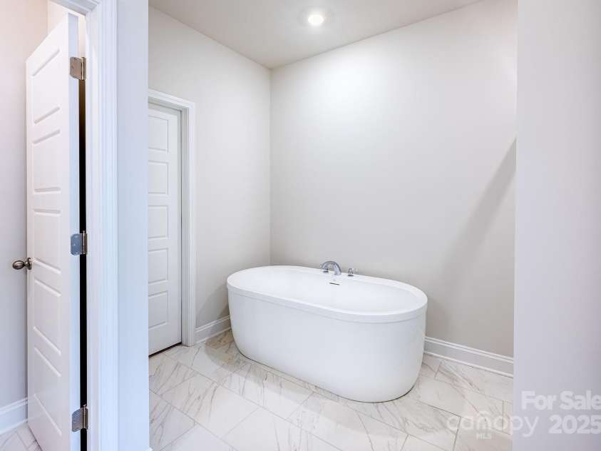 9528 Pointer Road, Huntersville, NC 28078.  MLS# CAR4224231, YatesRealty ID 1756. 