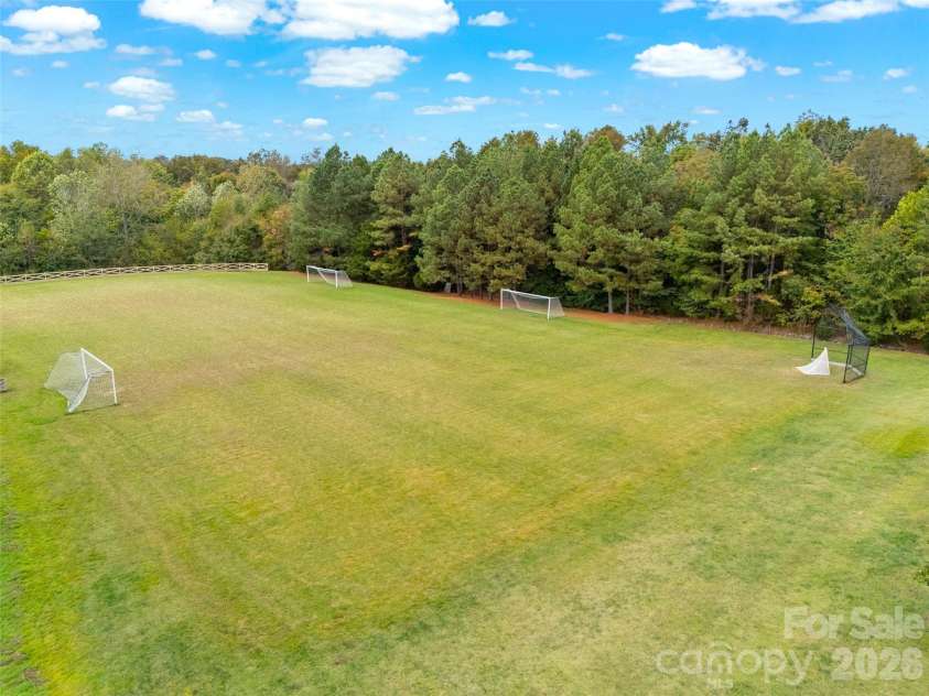 14569 Greenpoint Lane, Huntersville, NC 28078.  MLS# CAR4327431, YatesRealty ID 17560. 