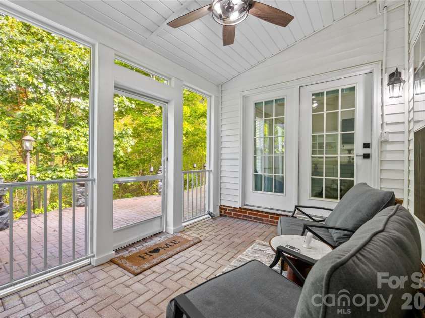 14569 Greenpoint Lane, Huntersville, NC 28078.  MLS# CAR4327431, YatesRealty ID 17560. Beautiful brand new screened porch