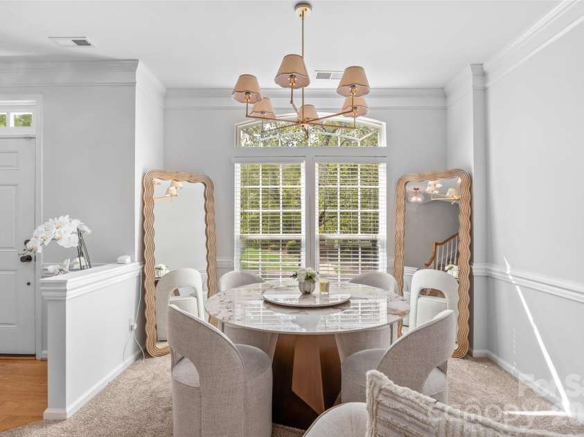 14569 Greenpoint Lane, Huntersville, NC 28078.  MLS# CAR4327431, YatesRealty ID 17560. Dining or sitting area in front room (note: pictured light is not hardwired)