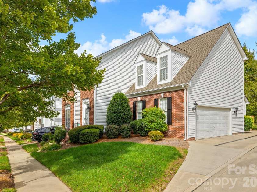 14569 Greenpoint Lane, Huntersville, NC 28078.  MLS# CAR4327431, YatesRealty ID 17560. End unit with 2 car side by side garage