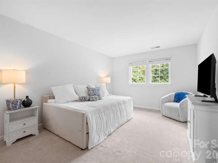 14569 Greenpoint Lane, Huntersville, NC 28078.  MLS# CAR4327431, YatesRealty ID 17560. Guest bedroom 2