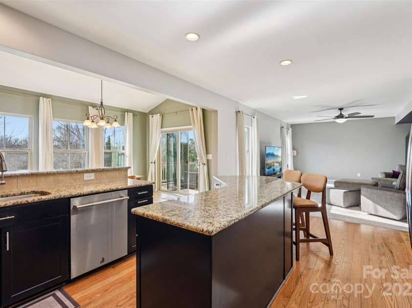2271 Stone Pile Drive, Concord, NC 28025.  MLS# CAR4330915, YatesRealty ID 17561. Kitchen
