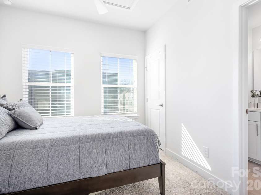 1226 Gleason Way, Charlotte, NC 28217.  MLS# CAR4405911, YatesRealty ID 17562. Third-floor secondary bedroom with a generous closet