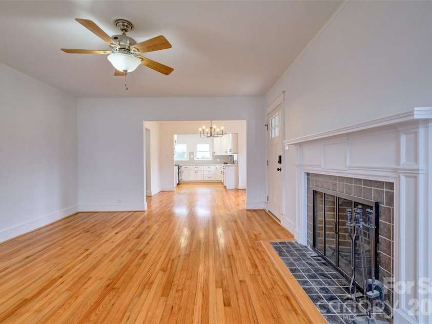 804 Congress Street, York, SC 29745.  MLS# CAR4351461, YatesRealty ID 17564. Fireplace for cozy evenings