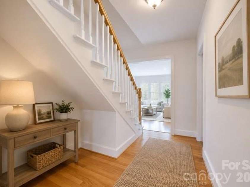 804 Congress Street, York, SC 29745.  MLS# CAR4351461, YatesRealty ID 17564. Virtually staged stairway
