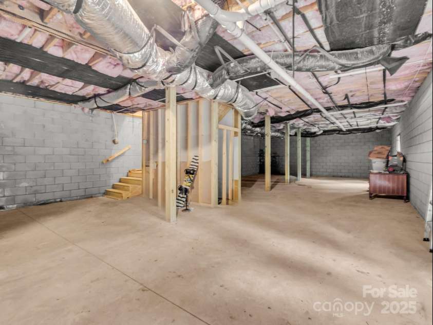 247-1 Bent Creek Ranch Road, Asheville, NC 28806.  MLS# CAR4266122, YatesRealty ID 17565. 