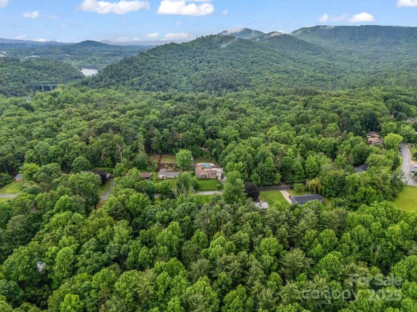 247-1 Bent Creek Ranch Road, Asheville, NC 28806.  MLS# CAR4266122, YatesRealty ID 17565. 