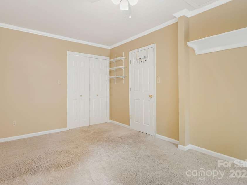 212 Riva Ridge Drive, Fairview, NC 28730.  MLS# CAR4267556, YatesRealty ID 17566. 