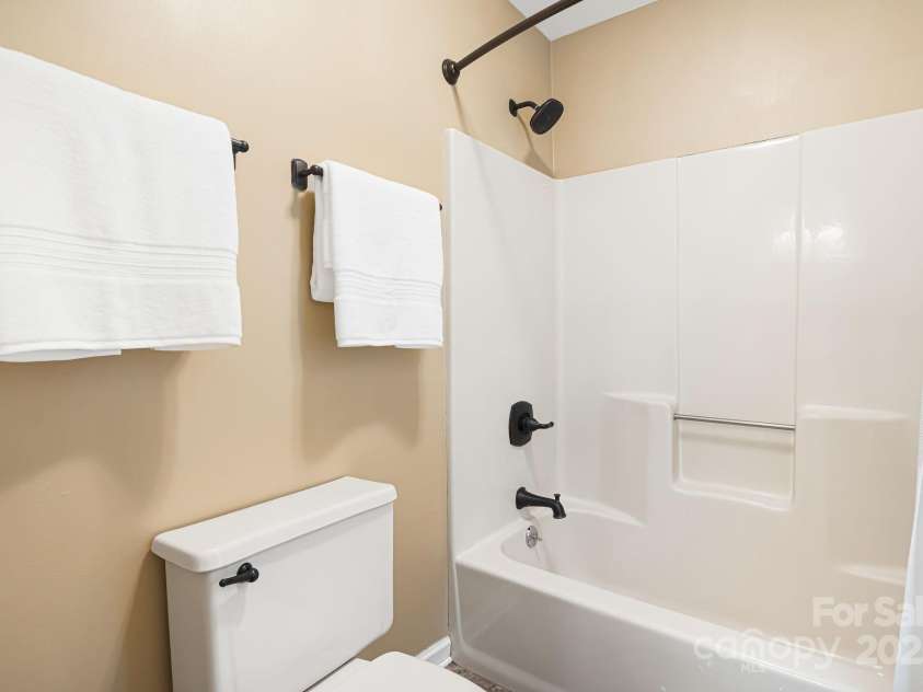 212 Riva Ridge Drive, Fairview, NC 28730.  MLS# CAR4267556, YatesRealty ID 17566. 