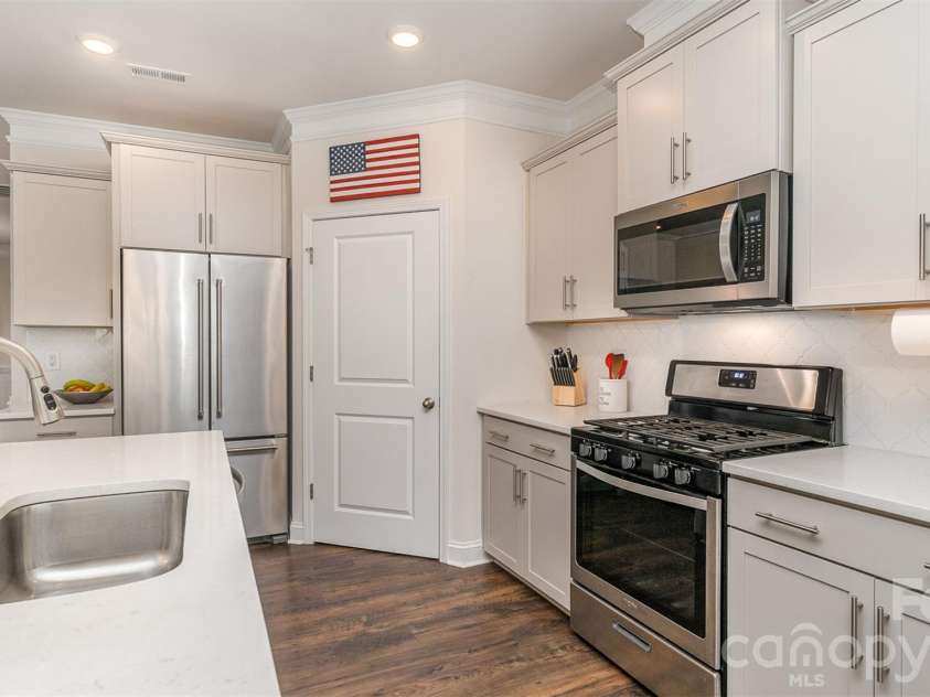 5043 Antebellum Drive, Iron Station, NC 28080.  MLS# CAR4396667, YatesRealty ID 17566. 