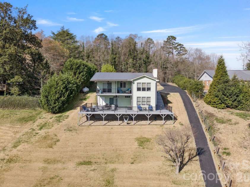 6234 Ruffin Lane, Conover, NC 28613.  MLS# CAR4362667, YatesRealty ID 17568. 