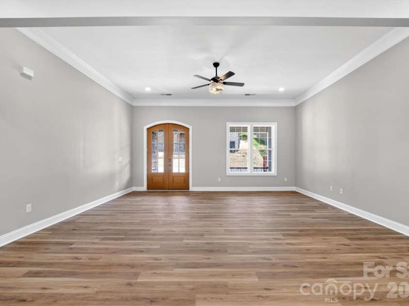 416 Whitmore Street, Lenoir, NC 28645.  MLS# CAR4363321, YatesRealty ID 17569. 