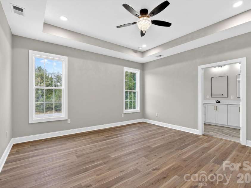 416 Whitmore Street, Lenoir, NC 28645.  MLS# CAR4363321, YatesRealty ID 17569. 