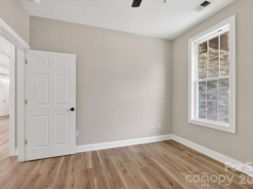 416 Whitmore Street, Lenoir, NC 28645.  MLS# CAR4363321, YatesRealty ID 17569. 