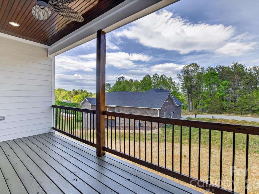 416 Whitmore Street, Lenoir, NC 28645.  MLS# CAR4363321, YatesRealty ID 17569. 