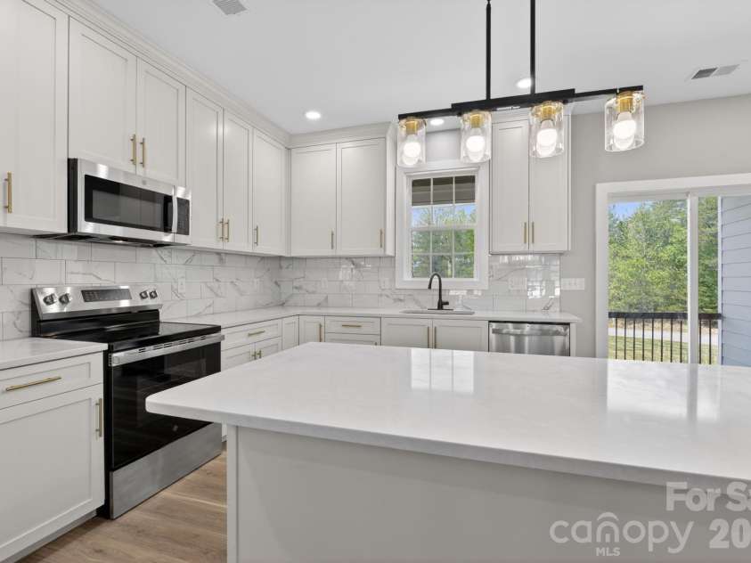 416 Whitmore Street, Lenoir, NC 28645.  MLS# CAR4363321, YatesRealty ID 17569. Kitchen