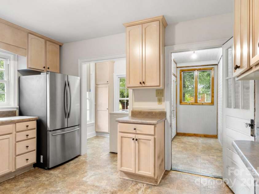 728 Blanton Street, Shelby, NC 28150.  MLS# CAR4274982, YatesRealty ID 1757. ...convenient, direct access to the laundry area and hallway access to the back door.