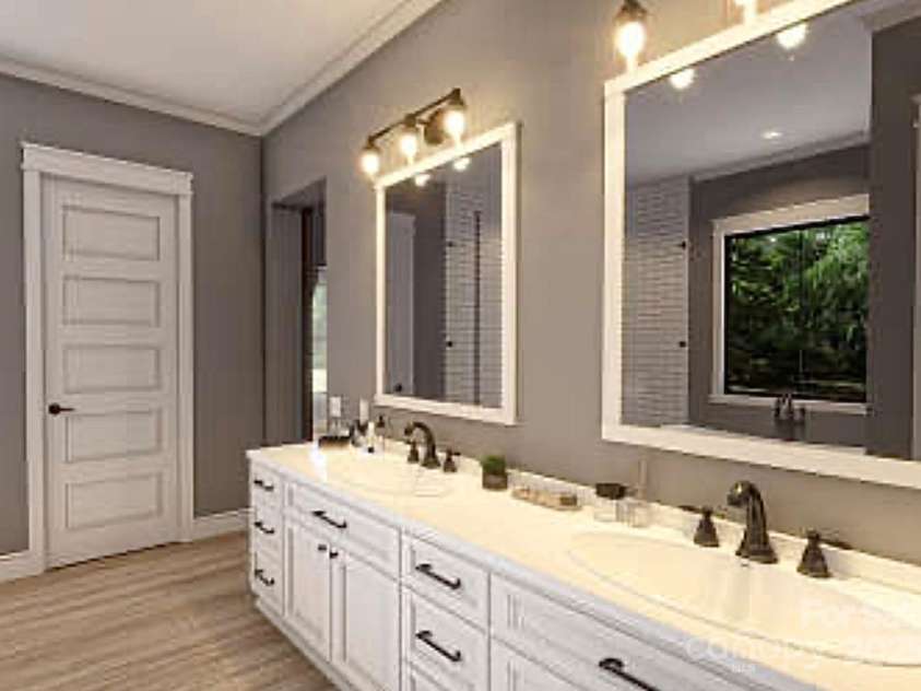 195 Bloomingdale Drive, Fletcher, NC 28732.  MLS# CAR4268054, YatesRealty ID 17570. 