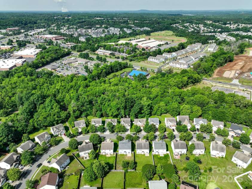 14501 Asheton Creek Drive, Charlotte, NC 28273.  MLS# CAR4258847, YatesRealty ID 17572. 