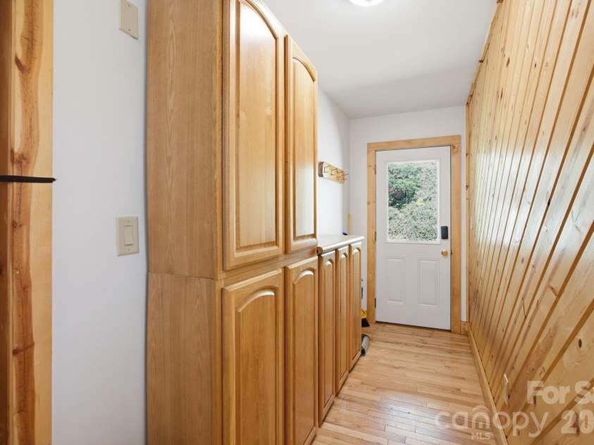 199 Alpine Drive, Marion, NC 28655.  MLS# CAR4371799, YatesRealty ID 17572. 