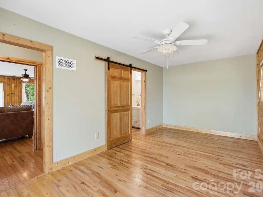 199 Alpine Drive, Marion, NC 28655.  MLS# CAR4371799, YatesRealty ID 17572. 