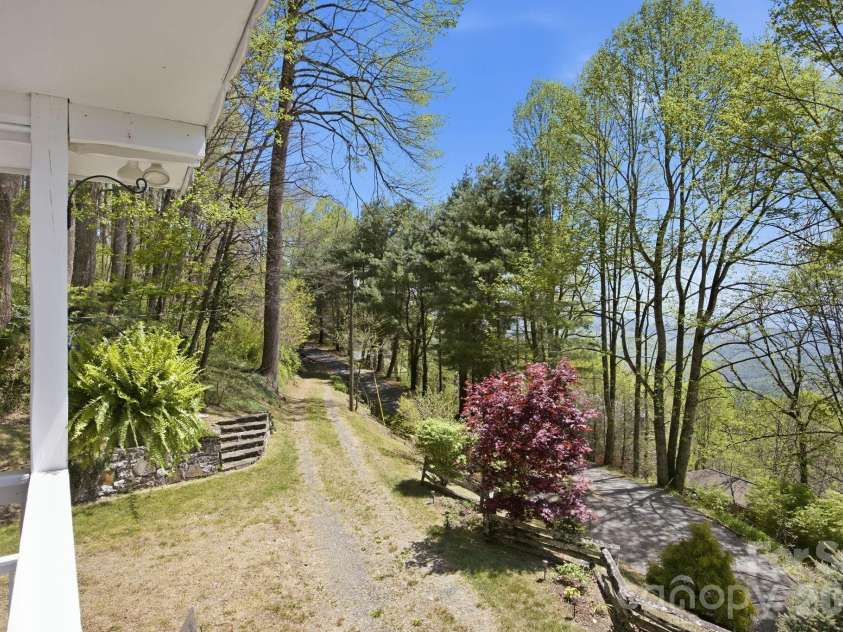 199 Alpine Drive, Marion, NC 28655.  MLS# CAR4371799, YatesRealty ID 17572. 