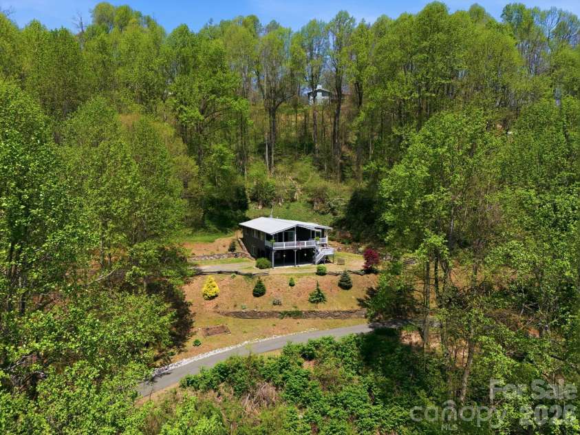 199 Alpine Drive, Marion, NC 28655.  MLS# CAR4371799, YatesRealty ID 17572. Aerial view